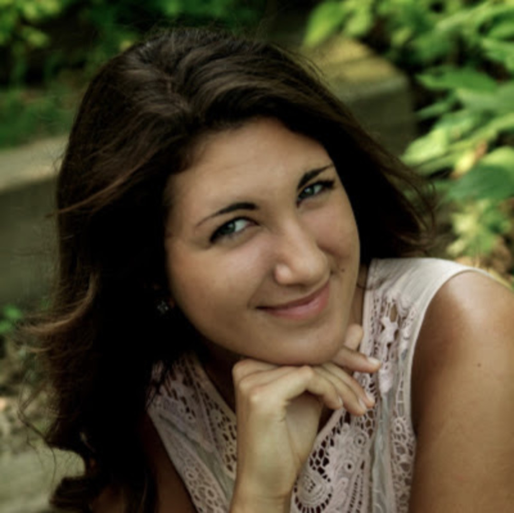 Meet your Posher, Elizabeth